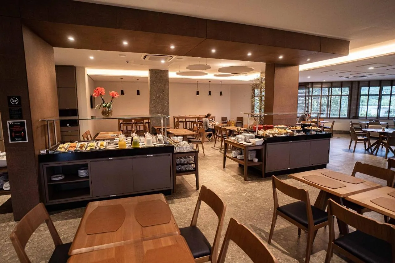 Otel Intercity Portofino Florianópolis